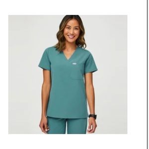 FIGS SCRUB SET IN HYDROGREEN